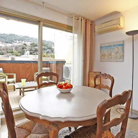 6 Personnes Avec Terrasse Le Port Lägenhet Nice