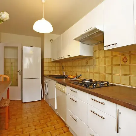 Apartment 6 Personnes Avec Terrasse Le Port *