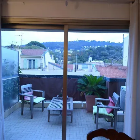 Apartment 6 Personnes Avec Terrasse Le Port