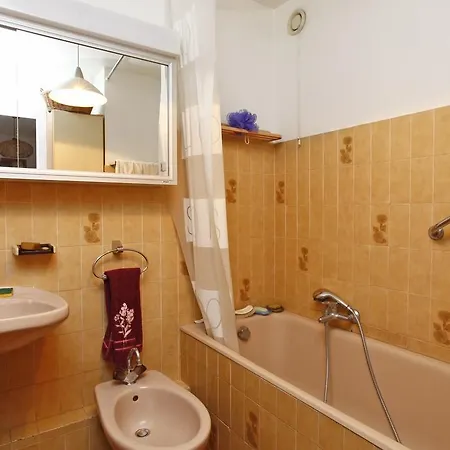 Daire 6 Personnes Avec Terrasse Le Port *
